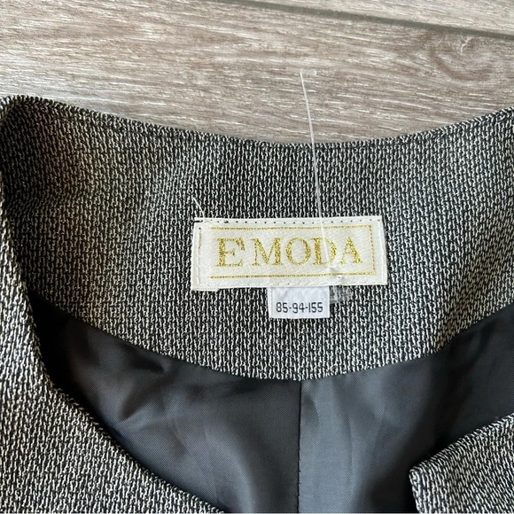 Korea Emoda  Wool Blend Fit Flare Blazer - Picture 6 of 15